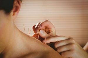 New studies are bolstering this care pairing by examining chiropractic and acupuncture for chronic pain in an integrated health plan