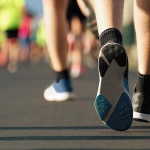 How custom orthotics for young athletes help them avoid injuries and hit their stride